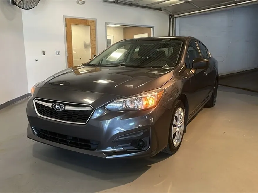 2018 Subaru Impreza 2.0i photo 1