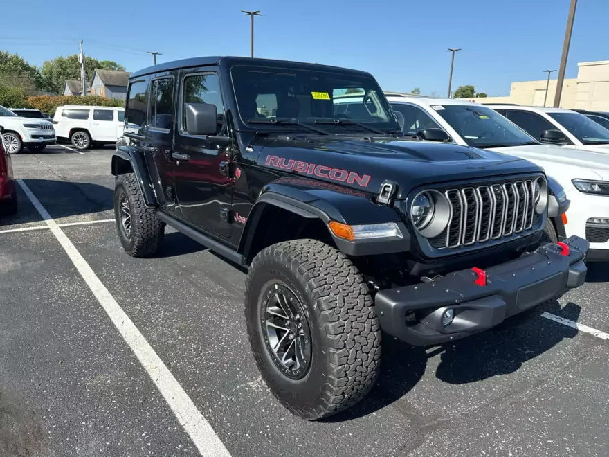 2025 Jeep Wrangler Rubicon X photo 1