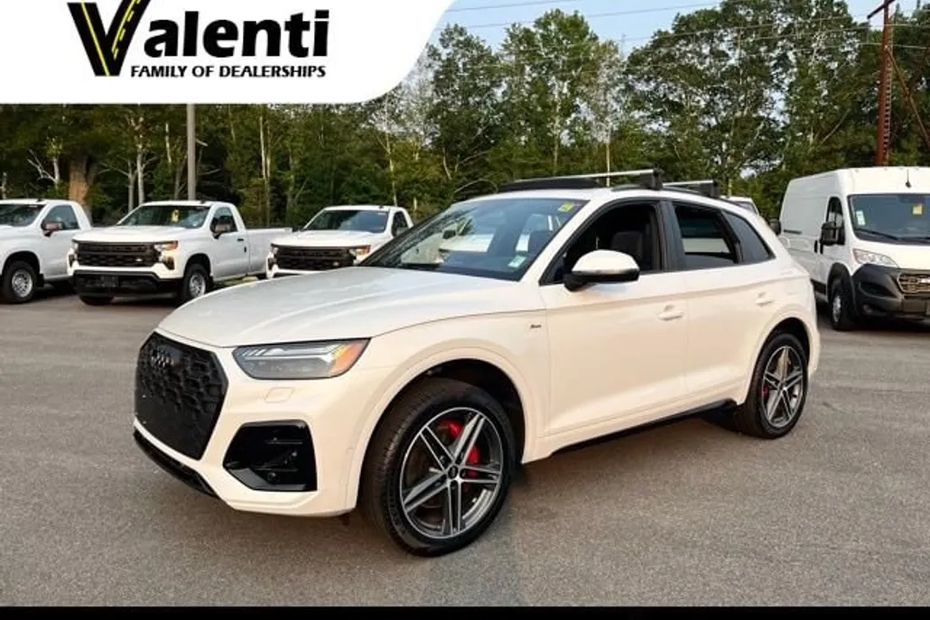 2024 Audi Q5 S line Premium Prestige photo 1