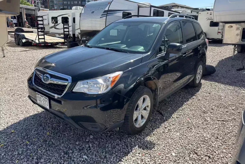 2016 Subaru Forester 2.5i Premium photo 1