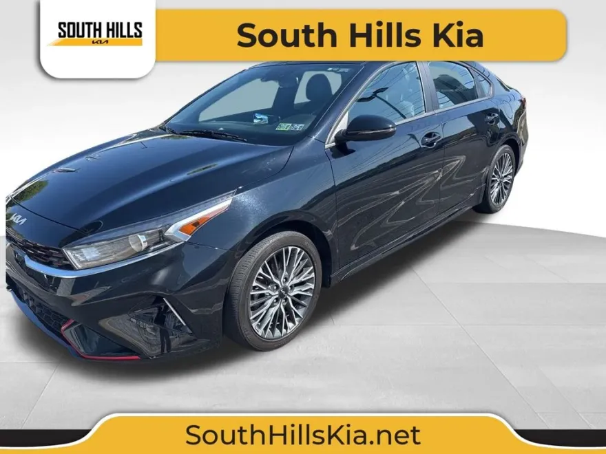 2023 Kia Forte GT-Line photo 1