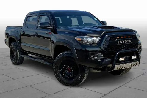 2019 Toyota Tacoma TRD Pro photo 2