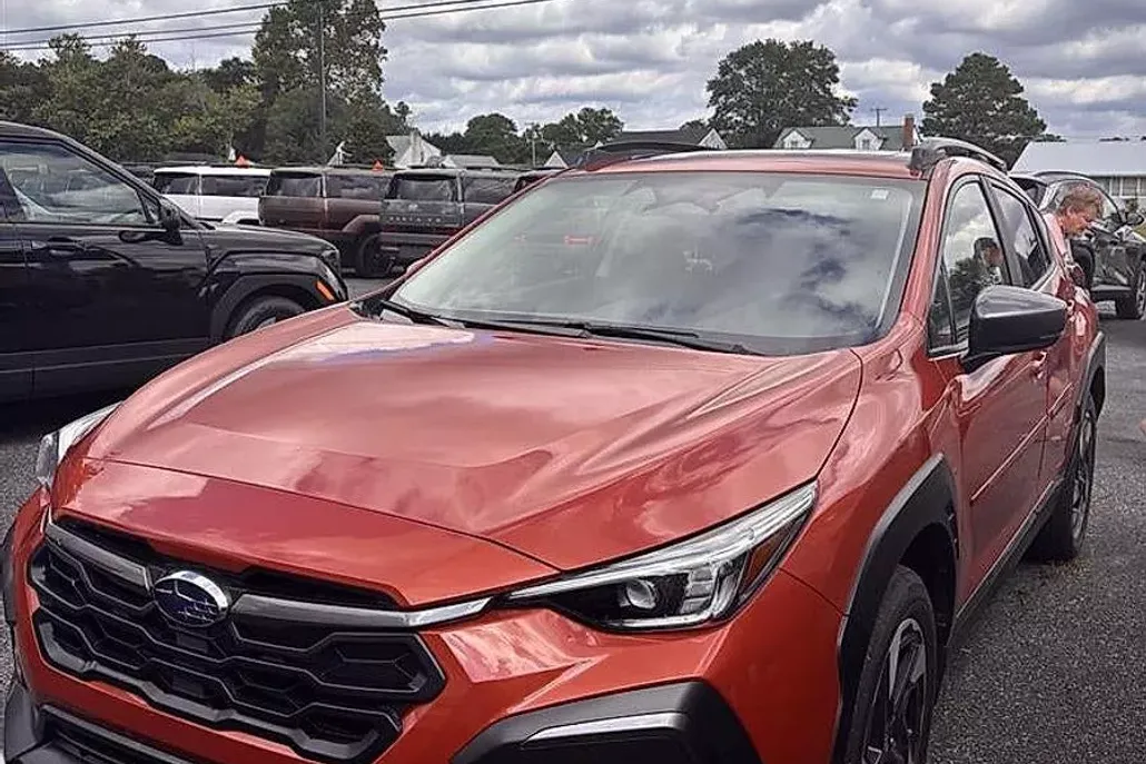 2025 Subaru Crosstrek Limited photo 1