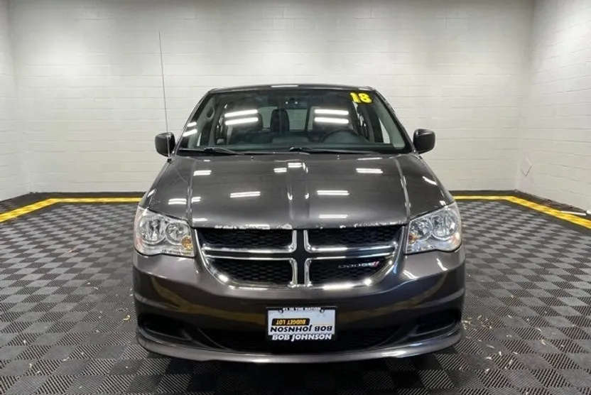 2018 Dodge Grand Caravan SE photo 1