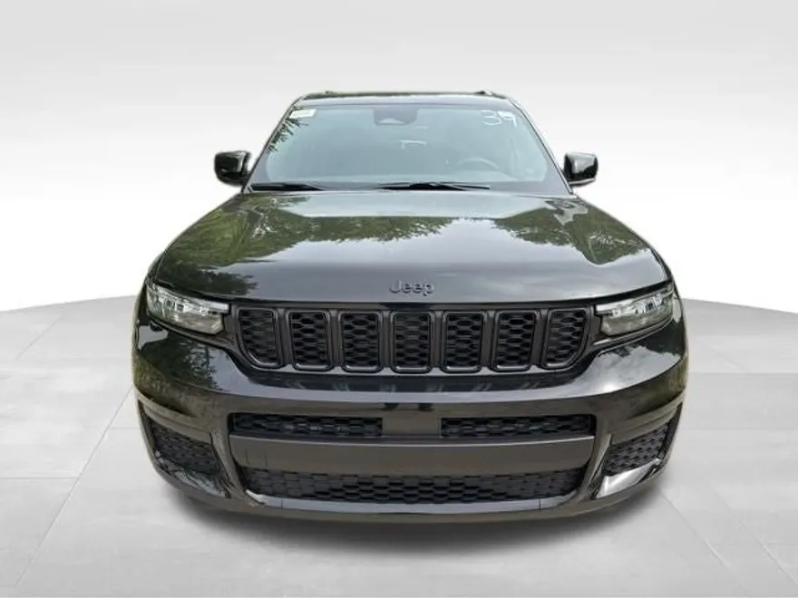 2025 Jeep Grand Cherokee Altitude X photo 1
