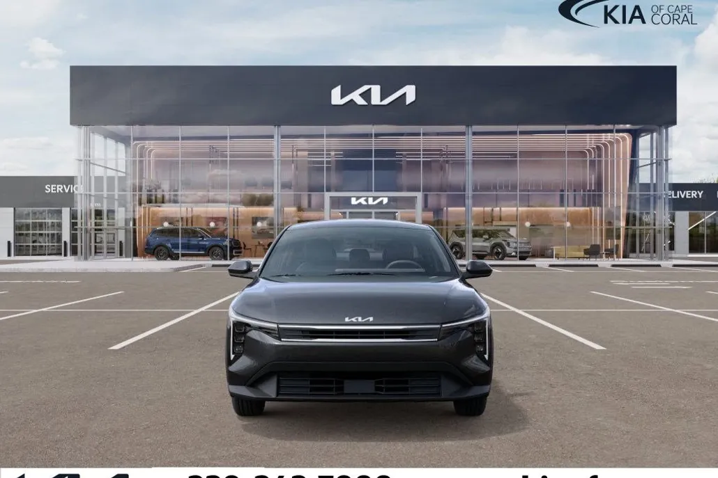 2025 Kia K4 LXS photo 1