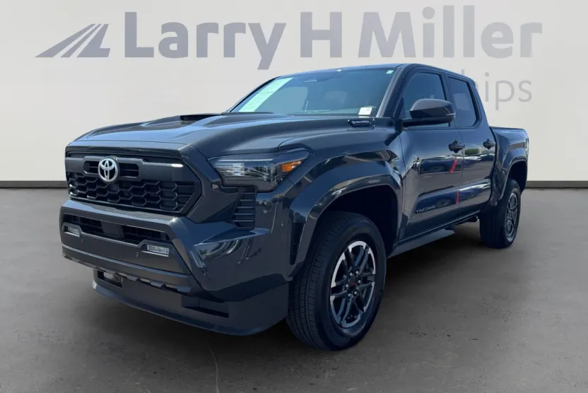 2024 Toyota Tacoma TRD Sport photo 1