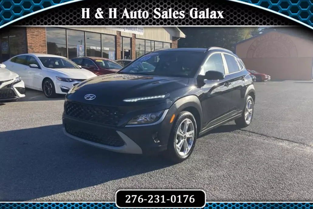 2023 Hyundai Kona SEL photo 1