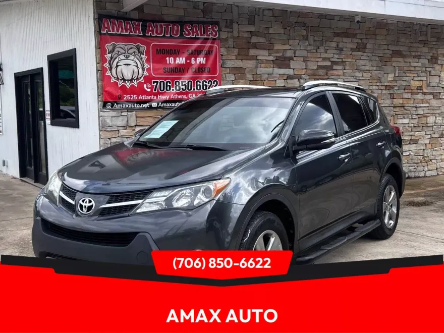 2015 Toyota RAV4 XLE photo 1