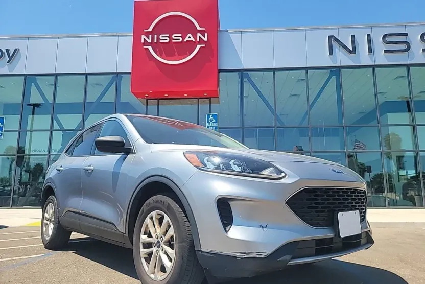 2021 Ford Escape SE photo 1