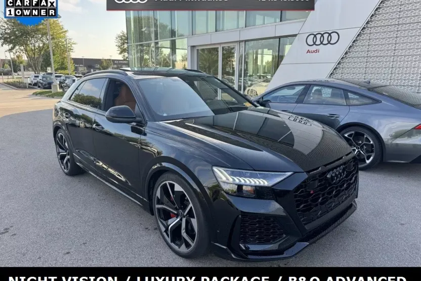 2023 Audi RS Q8 photo 1