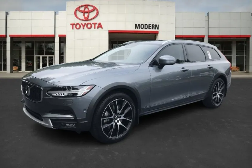 2020 Volvo V90 Cross Country T6 AWD photo 1