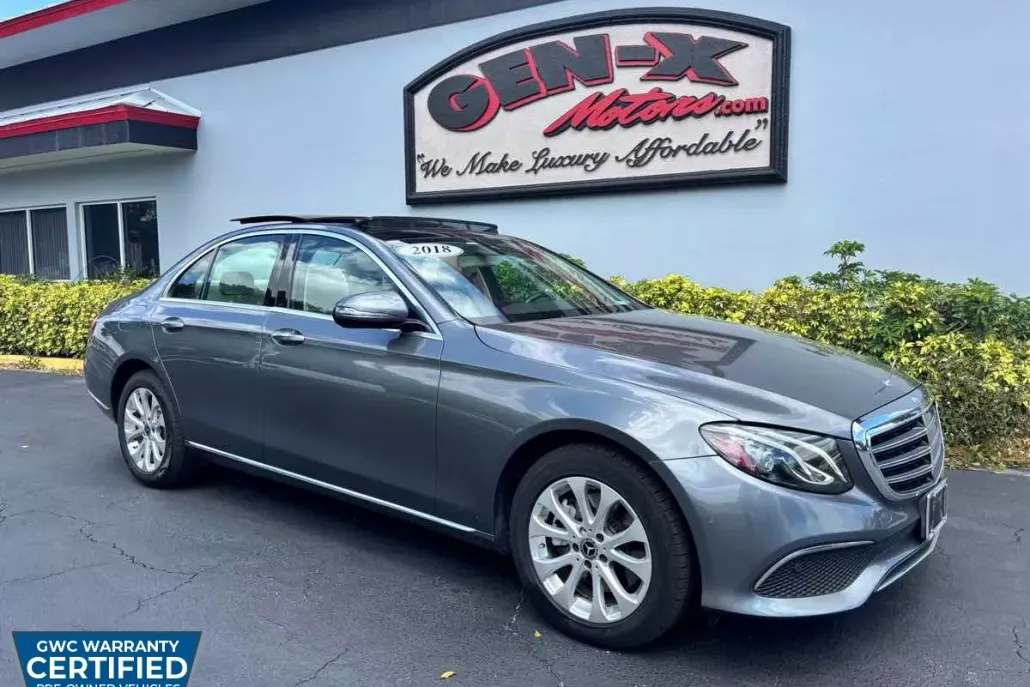 2018 Mercedes Benz E 300 4MATIC Sedan photo 1