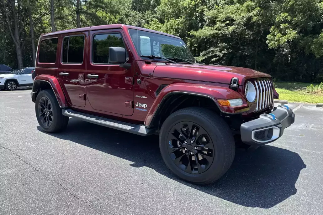 2022 Jeep Wrangler 4xe Unlimited Sahara photo 1