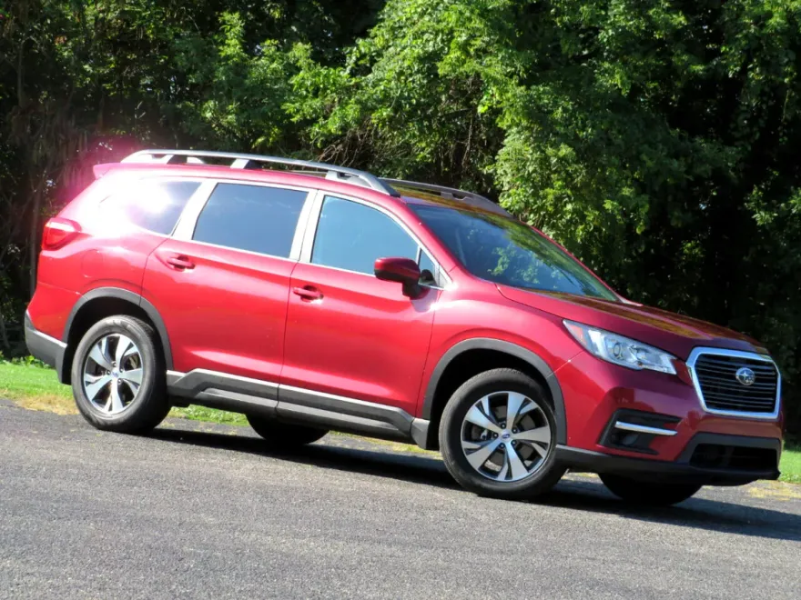 2019 Subaru Ascent Premium photo 1