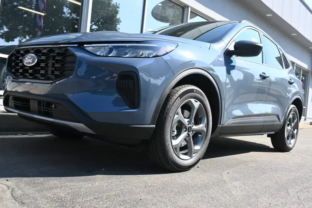2026 Ford Escape ST-Line photo 1