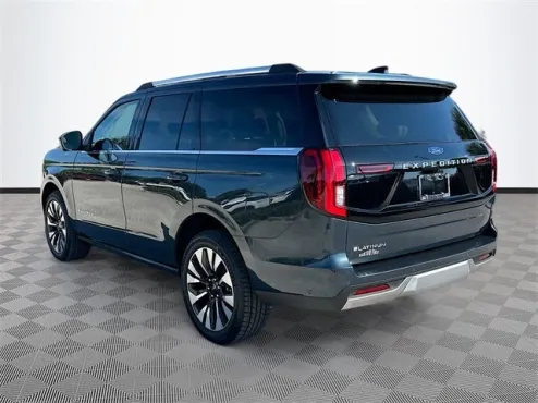 2025 Ford Expedition Platinum photo 4