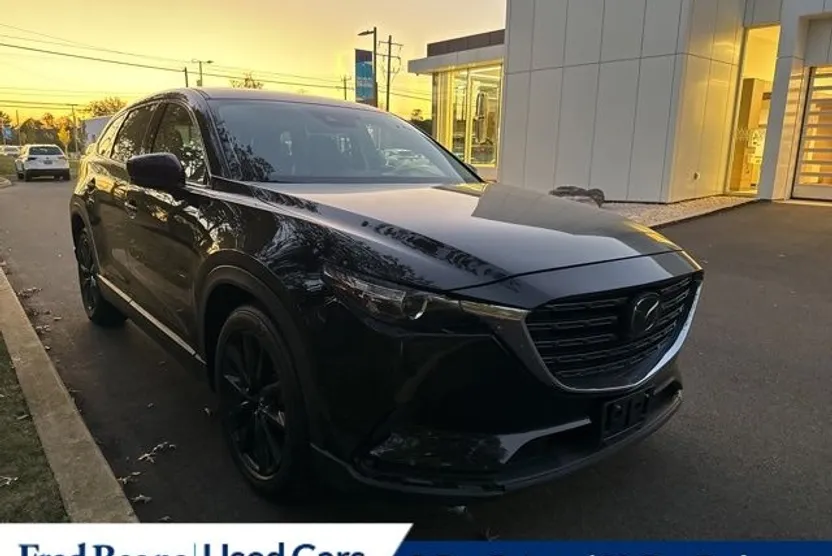 2023 Mazda CX-9 Touring photo 1