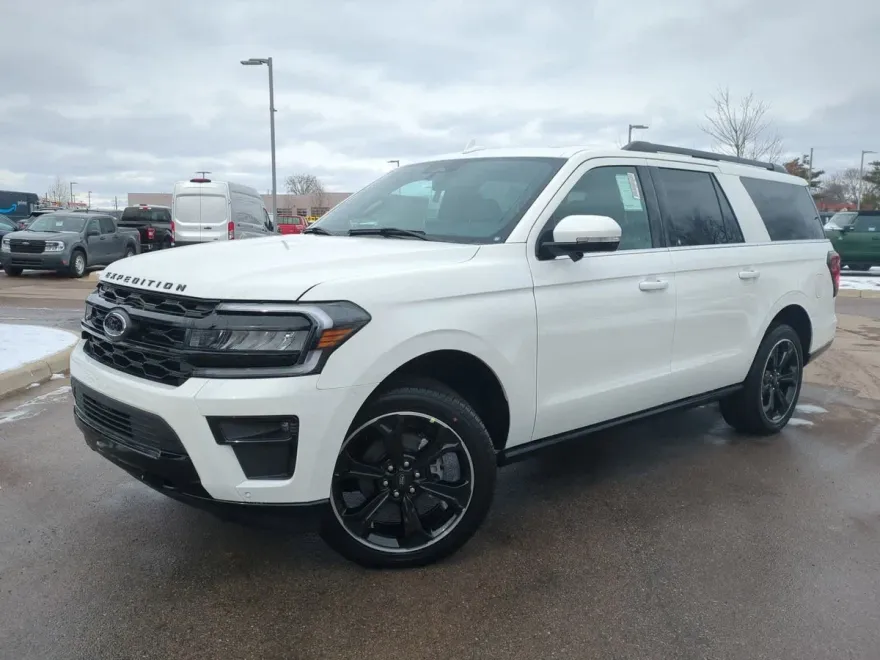 2024 Ford Expedition MAX Limited photo 1