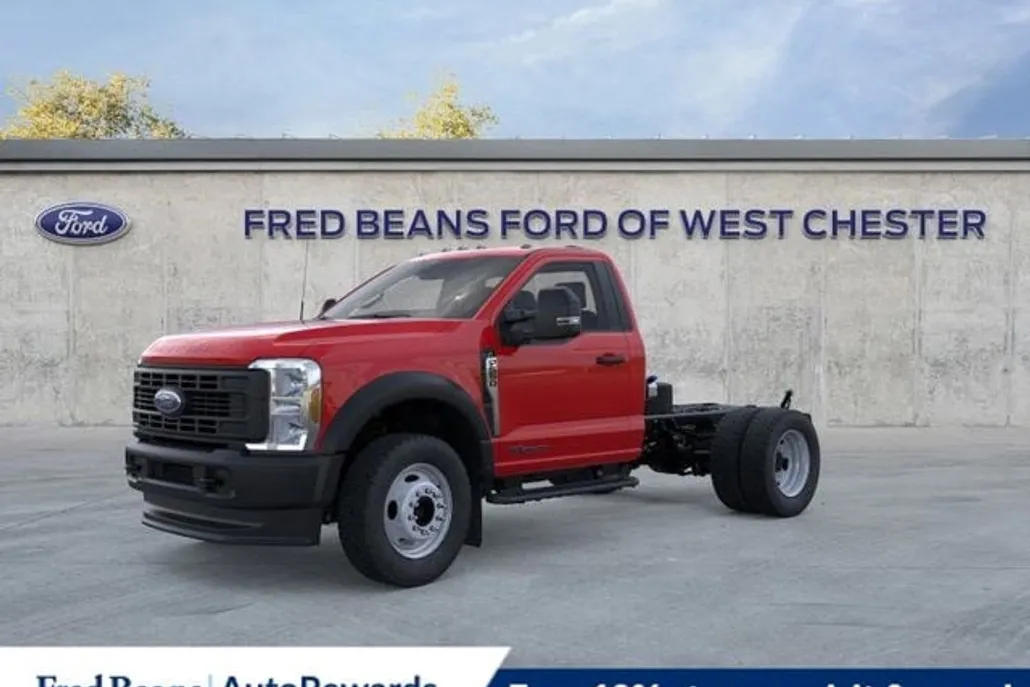 2025 Ford F-550 XL photo 1