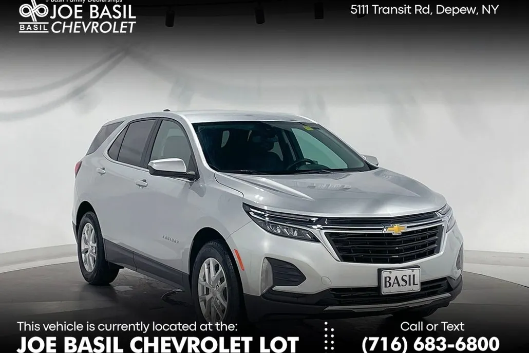 2022 Chevrolet Equinox LT photo 1