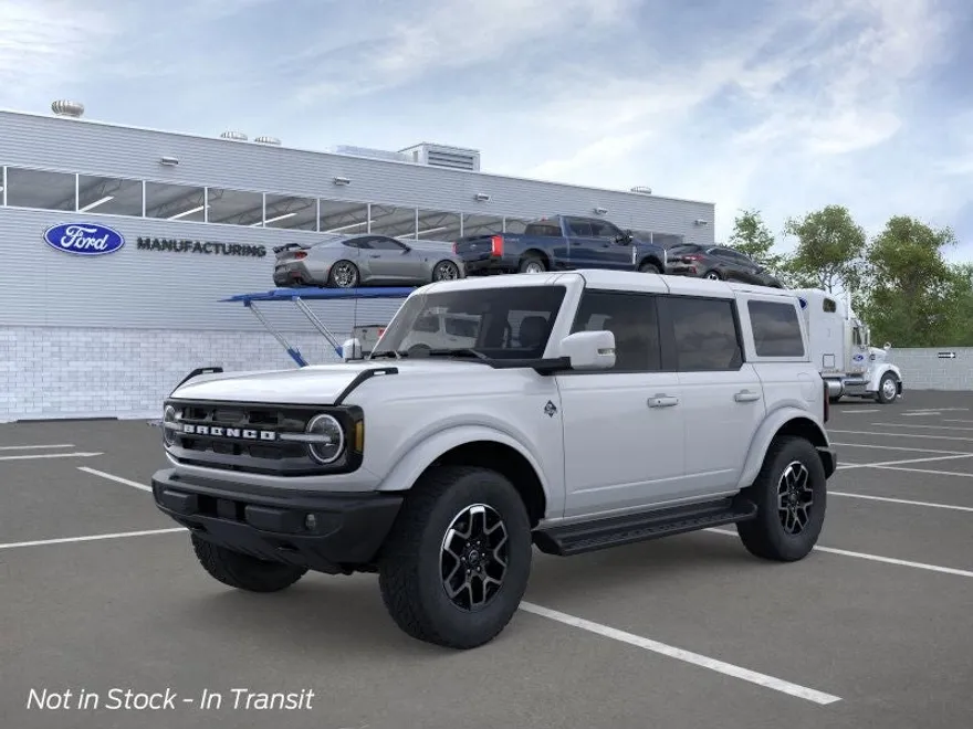 2025 Ford Bronco Outer Banks photo 1