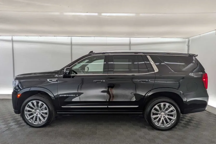 2022 Gmc Yukon Denali photo 1
