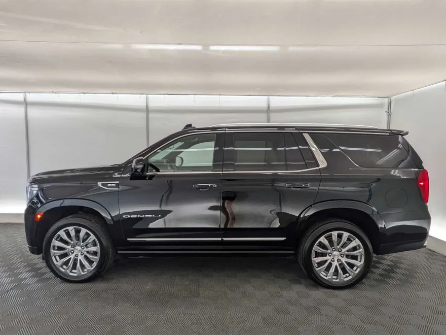 2022 Gmc Yukon Denali photo 1