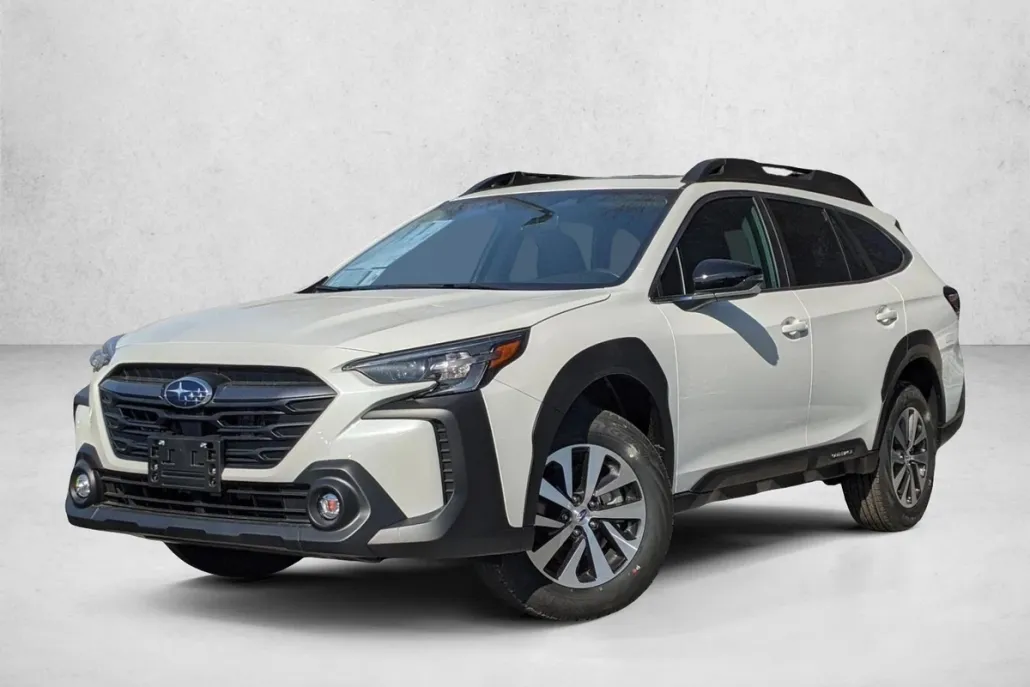 2025 Subaru Outback Premium photo 1