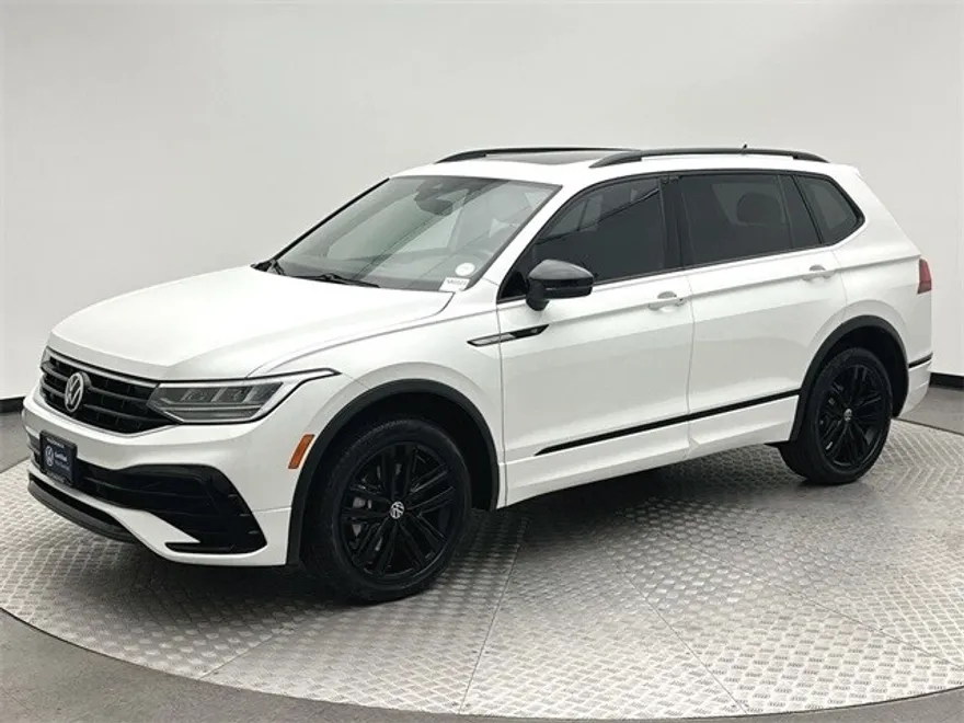 2022 Volkswagen Tiguan SE R-Line Black photo 1