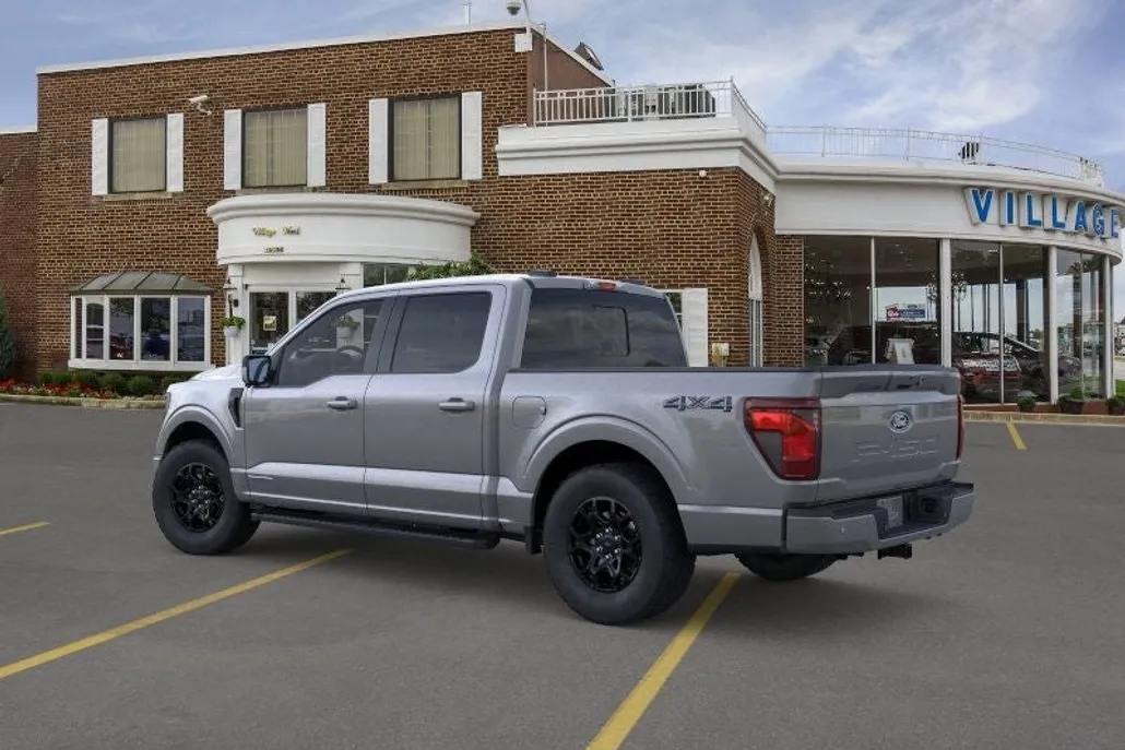 2025 Ford F-150 XLT photo 1