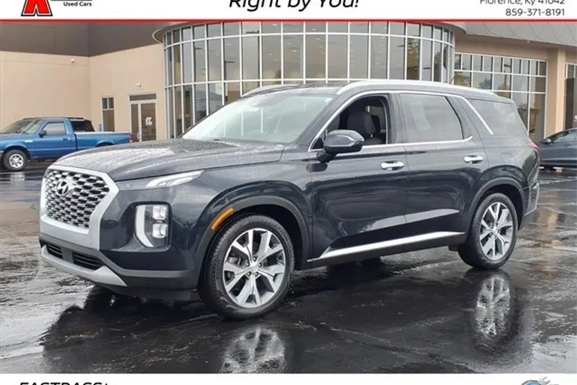 2020 Hyundai Palisade SEL photo 1