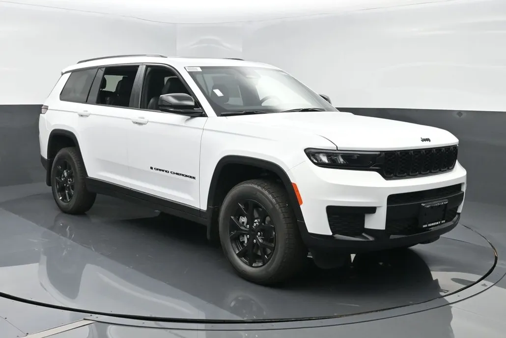 2025 Jeep Grand Cherokee Altitude X photo 1