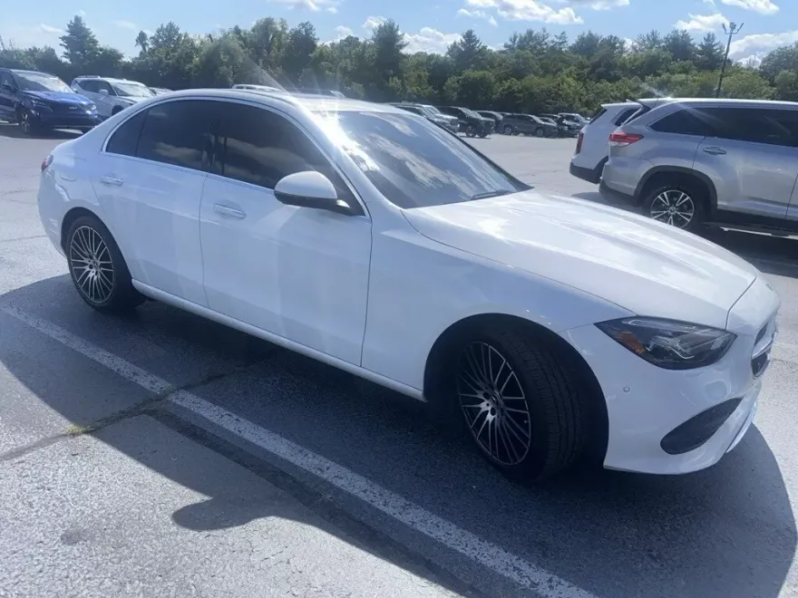 2024 Mercedes Benz C 300 photo 1