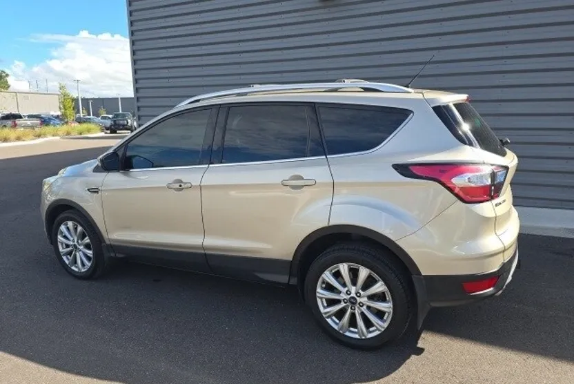 2017 Ford Escape Titanium photo 1