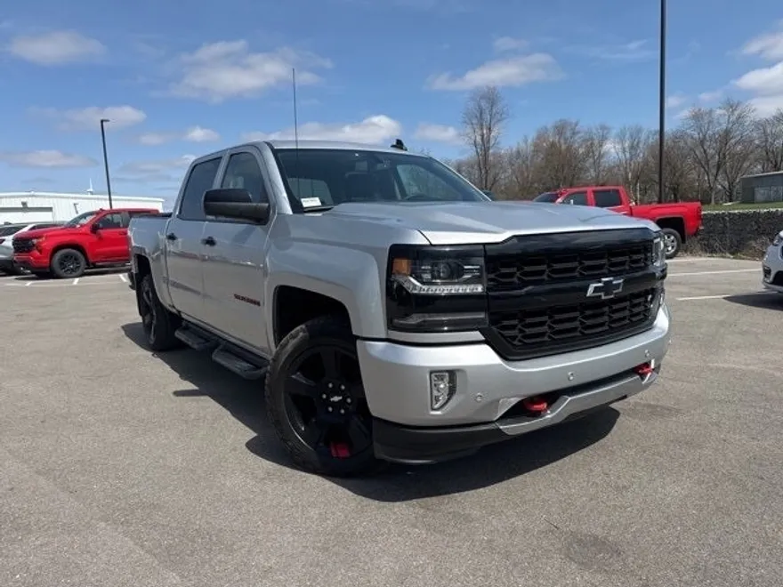 2017 Chevrolet Silverado 1500 LTZ photo 1