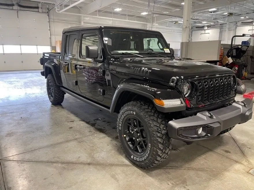 2025 Jeep Gladiator Sport photo 1