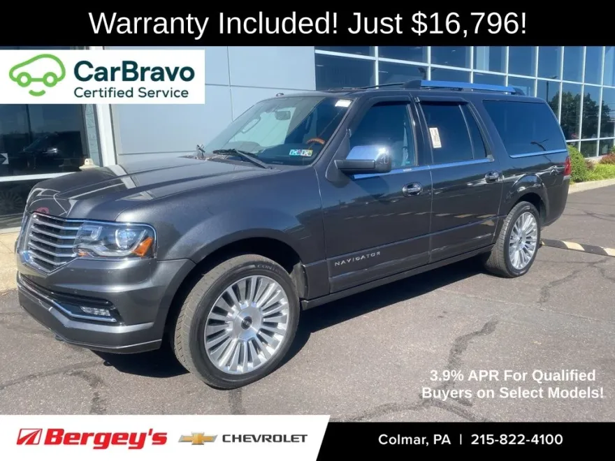 2017 Lincoln Navigator Select photo 1
