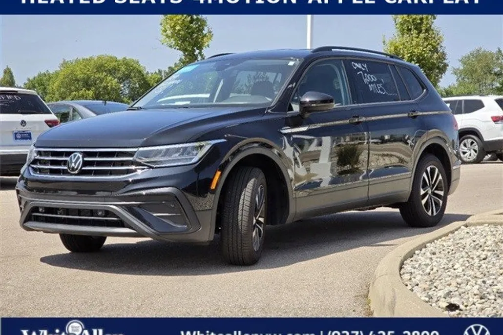 2024 Volkswagen Tiguan S photo 1