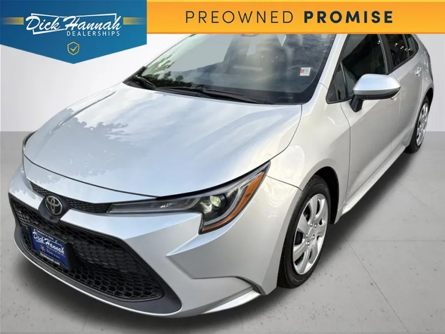 2022 Toyota Corolla LE photo 1