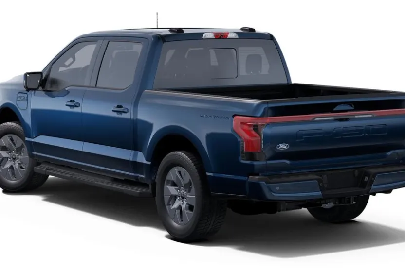 2025 Ford F-150 Lightning Lariat photo 1