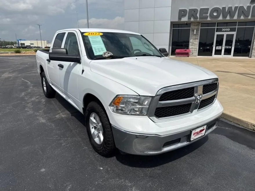 2022 Ram 1500 Classic SLT photo 1
