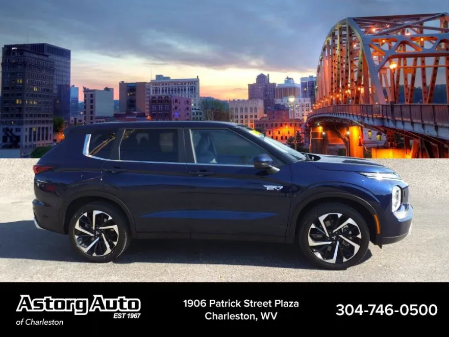 2024 Mitsubishi Outlander PHEV SE photo 1