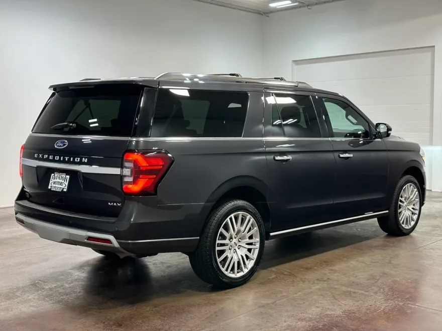 2024 Ford Expedition MAX Limited photo 1
