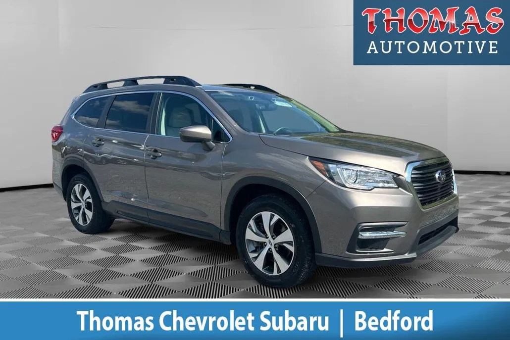 2022 Subaru Ascent Premium photo 1