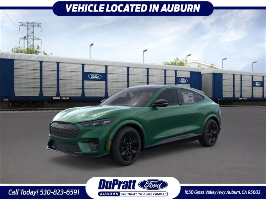 2025 Ford Mustang Mach-E GT photo 1