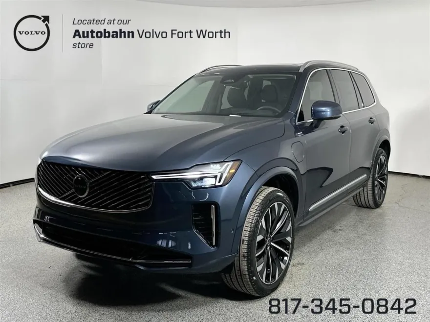 2025 Volvo XC90 T8 photo 1