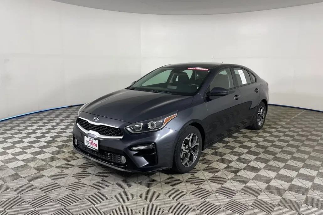 2019 Kia Forte LXS photo 1