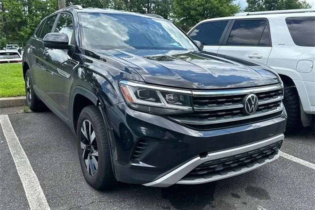 2021 Volkswagen Atlas Cross Sport SE photo 1