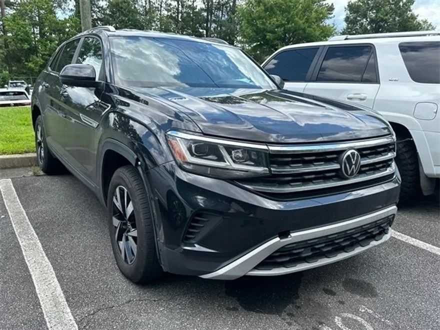 2021 Volkswagen Atlas Cross Sport SE photo 1
